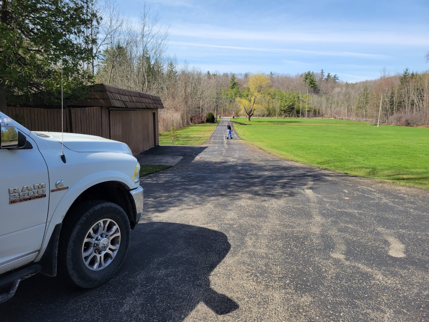 Before and after driveway repair Milton Ontario - Andy's Asphalt Sealing