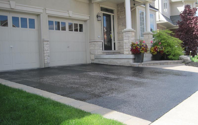 Before and after driveway repair Milton Ontario - Andy's Asphalt Sealing